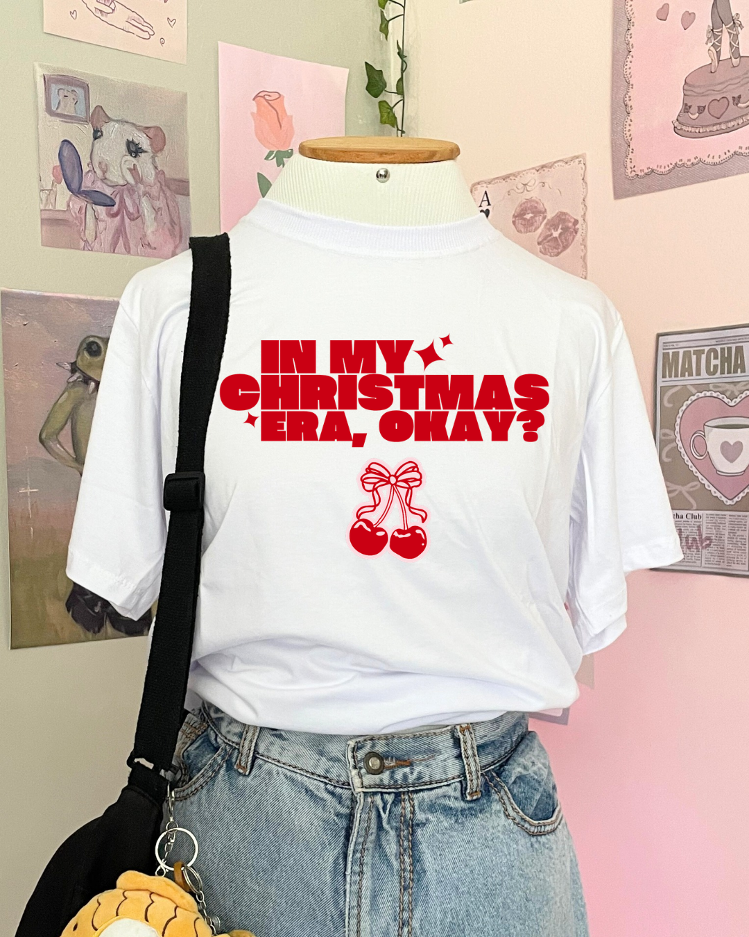 Oversized In My Christmas era, Okay?