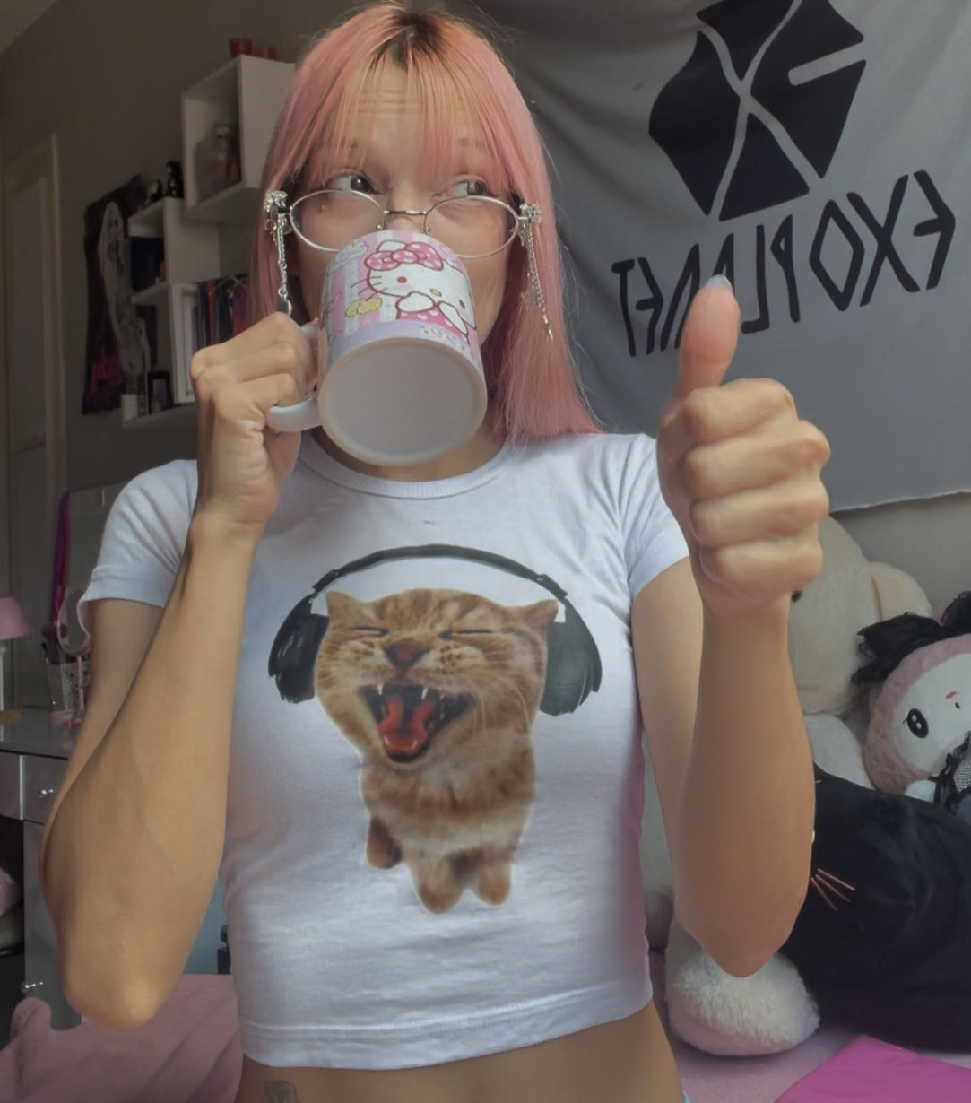 gatinho de fone baby tee