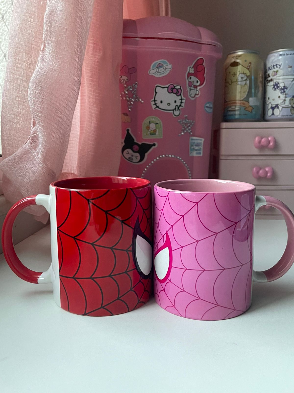 Caneca spider vermelha