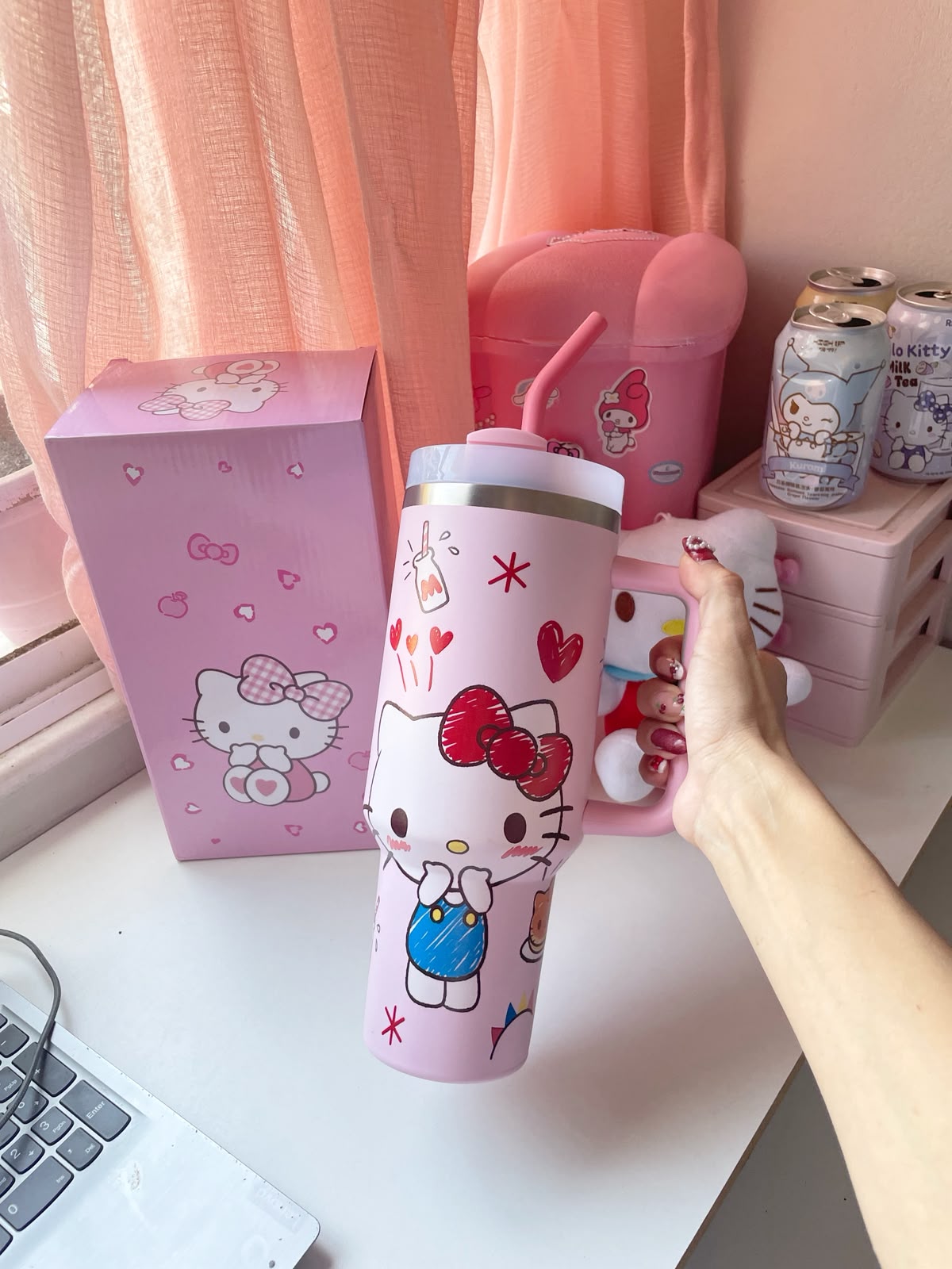 Copo Térmico garrafa Hello kitty rosa