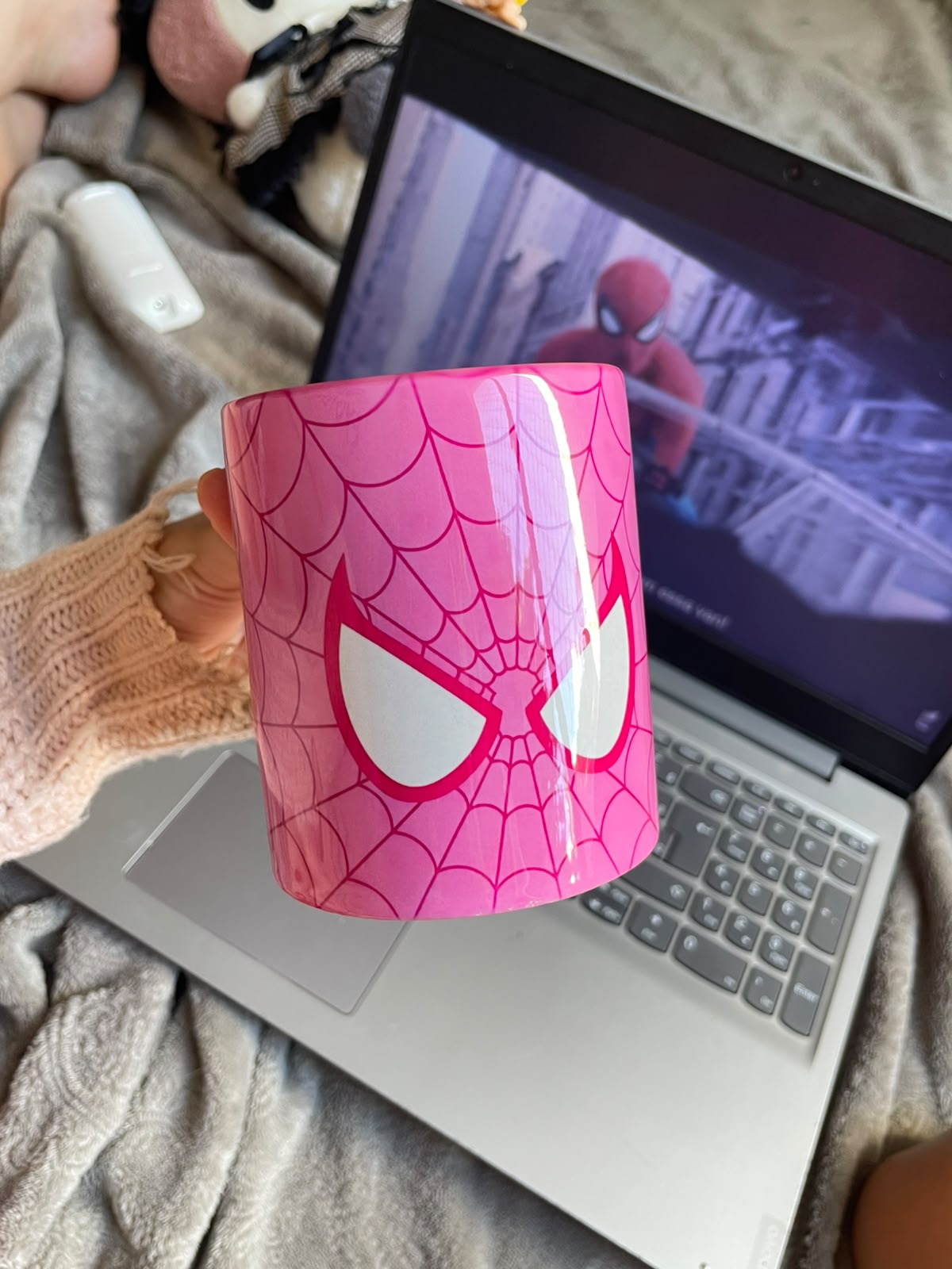 Caneca Spider Girl rosa