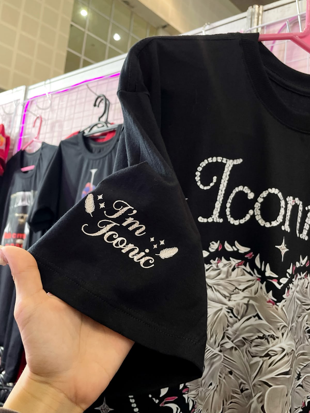iconic by mistake Camisa